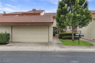 8402 Sunbeam Cir, Huntington Beach, CA 92646
