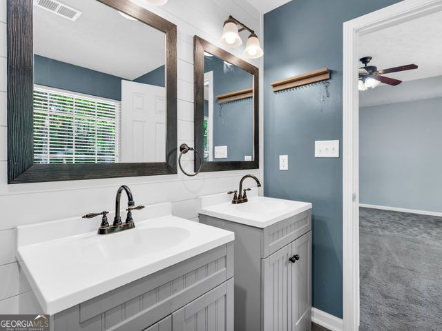 148 Dodgen Place Drive, Hampton, GA 30228