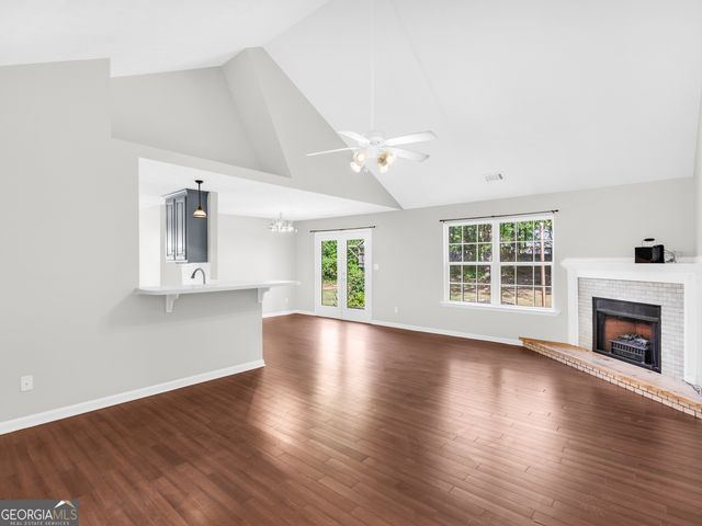 148 Dodgen Place Drive, Hampton, GA 30228