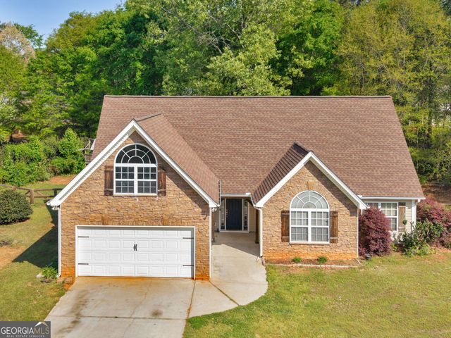 148 Dodgen Place Drive, Hampton, GA 30228