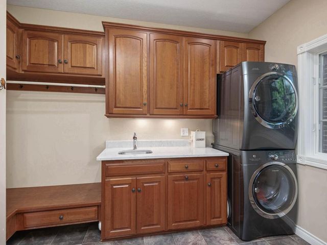 10820 Windmill Drive, Corcoran, MN 55374