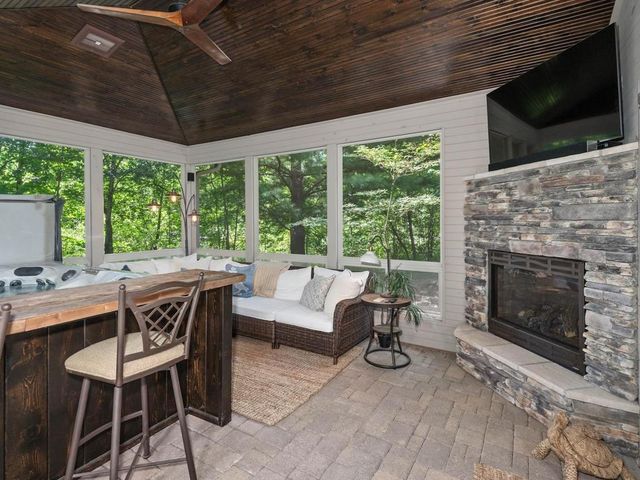 10820 Windmill Drive, Corcoran, MN 55374