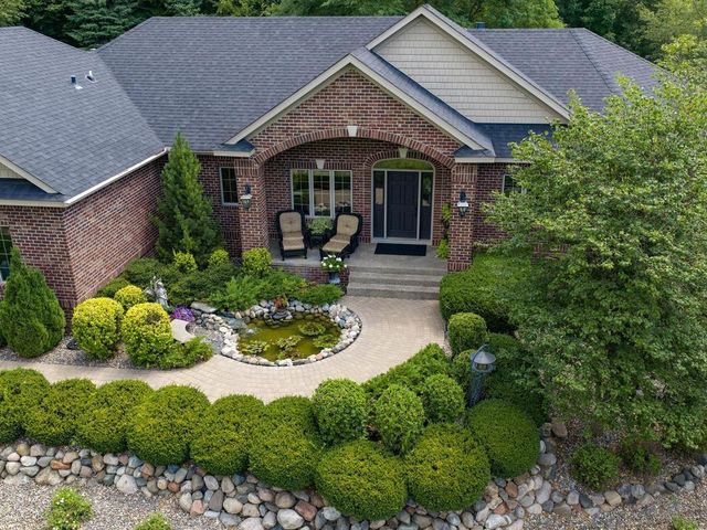 10820 Windmill Drive, Corcoran, MN 55374