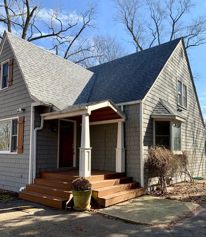 1326 S Batavia Avenue, Batavia, IL 60510