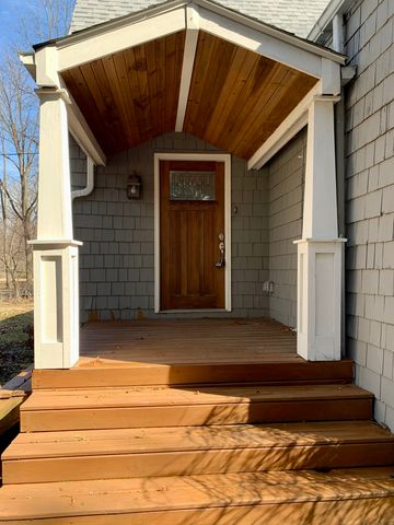 1326 S Batavia Avenue, Batavia, IL 60510