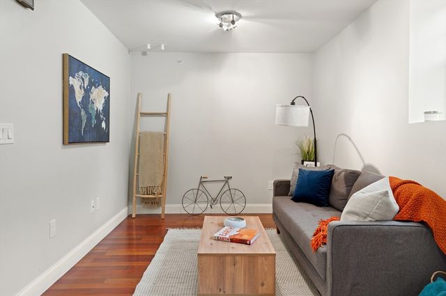 15 Millmont St B, Boston, MA 02119