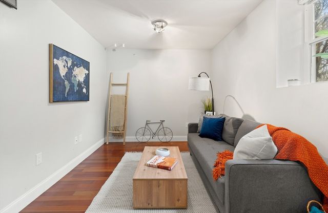 15 Millmont St B, Boston, MA 02119