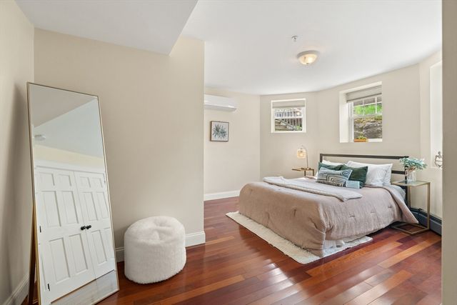 15 Millmont St B, Boston, MA 02119