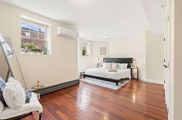 15 Millmont St B, Boston, MA 02119