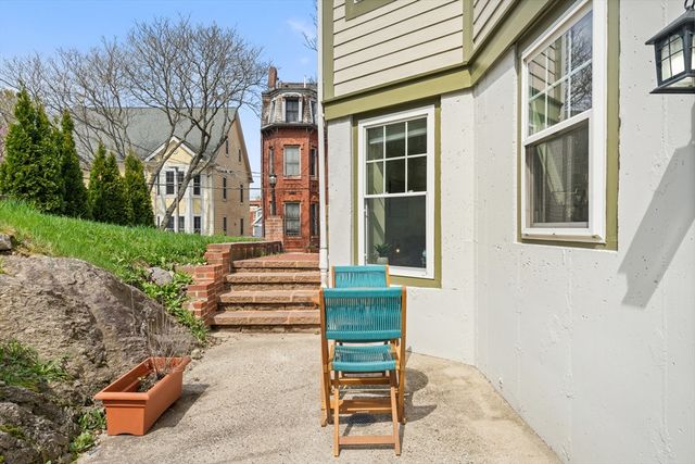 15 Millmont St B, Boston, MA 02119