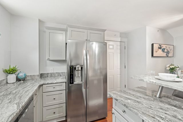 15 Millmont St B, Boston, MA 02119