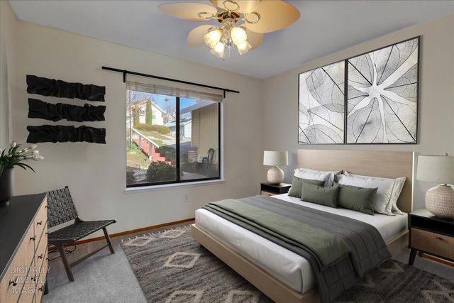 111 Stanford Ct, Grass Valley, CA 95945