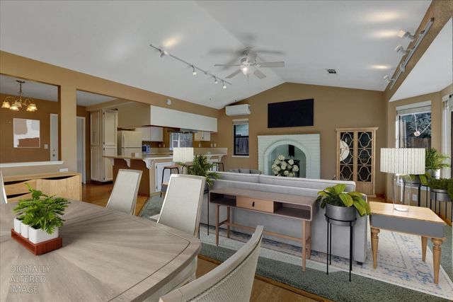 111 Stanford Ct, Grass Valley, CA 95945