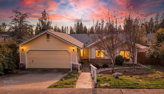 111 Stanford Ct, Grass Valley, CA 95945