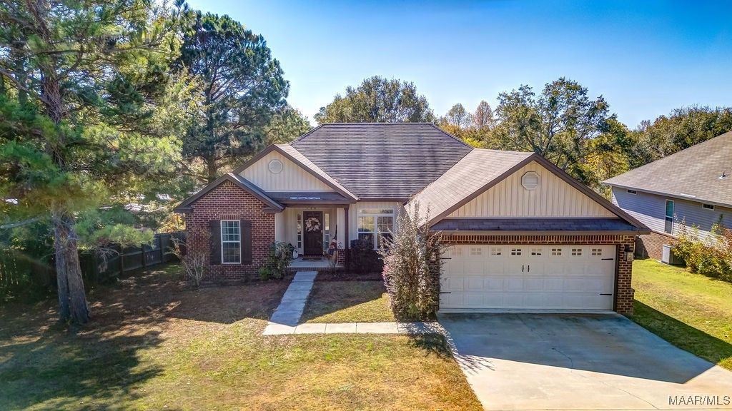 119 SERENE Lane, Wetumpka, AL 36093