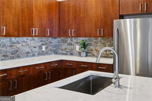 319 Atlanta Street SE 404, Marietta, GA 30060