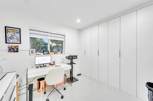 8501 SW 142nd St, Palmetto Bay, FL 33158