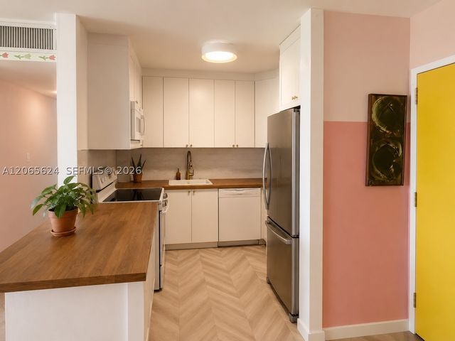 7441 Wayne Ave 3D, Miami Beach, FL 33141