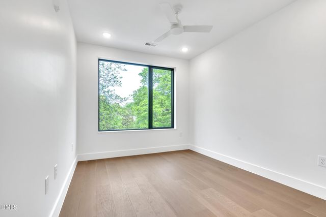29 Enterprise Street 309, Raleigh, NC 27607