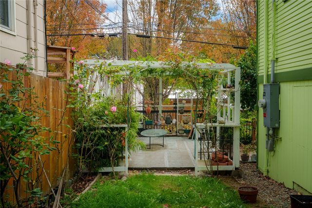 1543 15th Avenue S, Seattle, WA 98144
