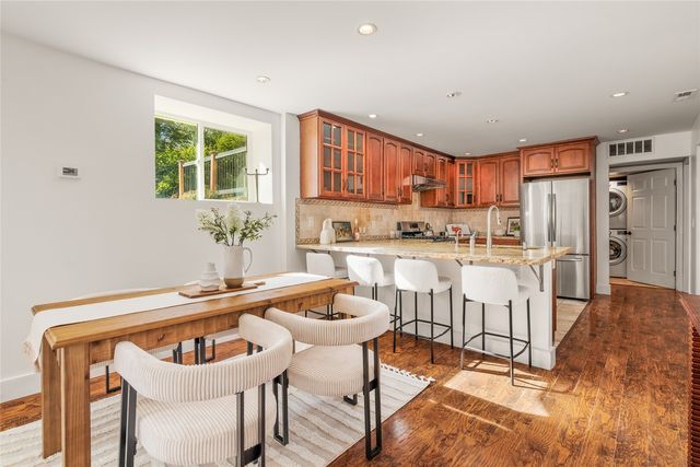 1543 15th Avenue S, Seattle, WA 98144