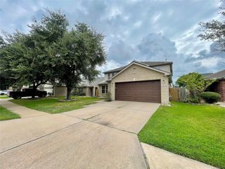 19622 Rippling Brook Lane, Tomball, TX 77375