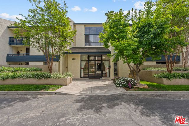 4041 Via Marisol 105, Los Angeles, CA 90042