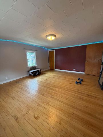 831 WINNEBAGO AVENUE, Oshkosh, WI 54901