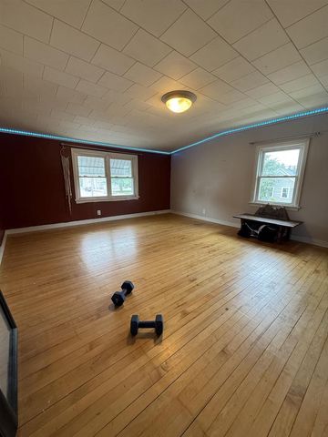 831 WINNEBAGO AVENUE, Oshkosh, WI 54901