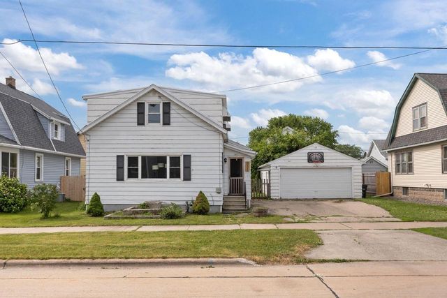 831 WINNEBAGO AVENUE, Oshkosh, WI 54901