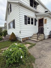 831 WINNEBAGO AVENUE, Oshkosh, WI 54901