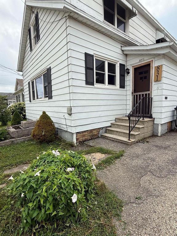 831 WINNEBAGO AVENUE, Oshkosh, WI 54901