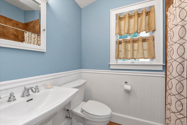 238 Burtis Avenue, Rockville Centre, NY 11570