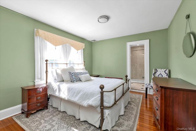 238 Burtis Avenue, Rockville Centre, NY 11570