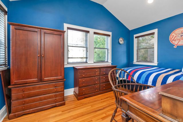 238 Burtis Avenue, Rockville Centre, NY 11570