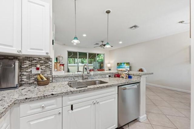 824 SE 4th Court, Deerfield Beach, FL 33441