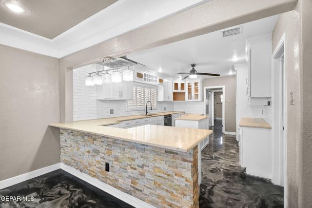 2515 MEMPHIS Avenue, El Paso, TX 79930