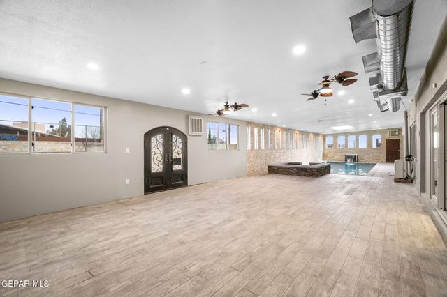 2515 MEMPHIS Avenue, El Paso, TX 79930