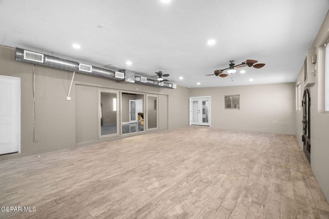 2515 MEMPHIS Avenue, El Paso, TX 79930