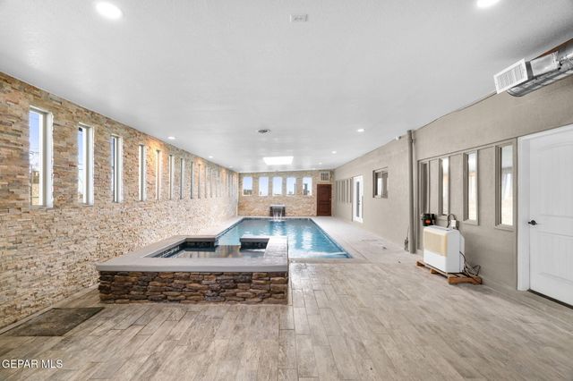 2515 MEMPHIS Avenue, El Paso, TX 79930