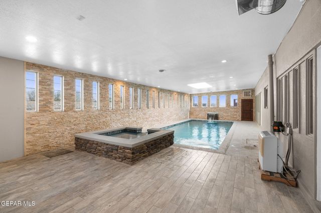 2515 MEMPHIS Avenue, El Paso, TX 79930