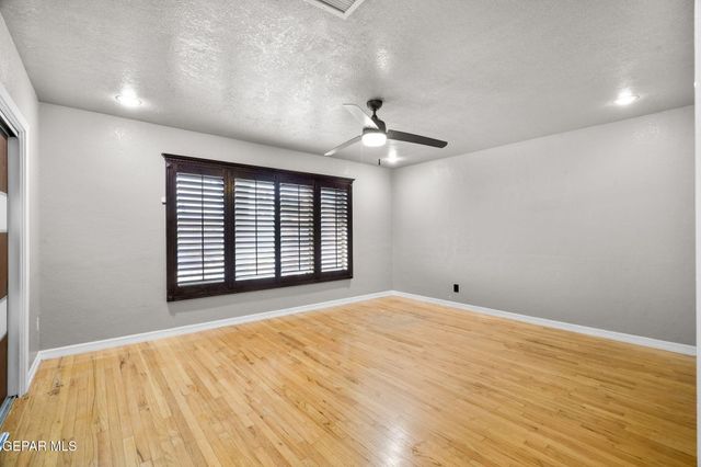 2515 MEMPHIS Avenue, El Paso, TX 79930