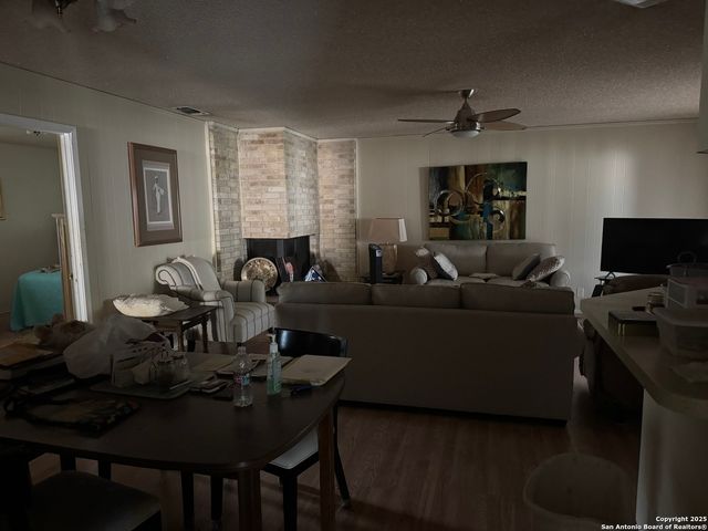 7038 Forest Way, San Antonio, TX 78240