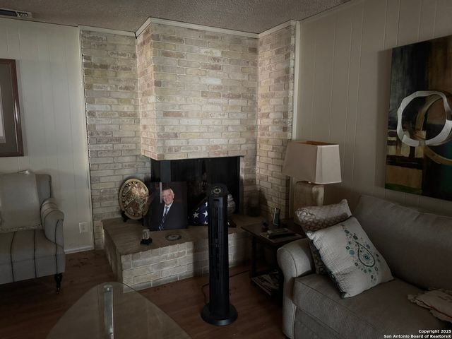 7038 Forest Way, San Antonio, TX 78240