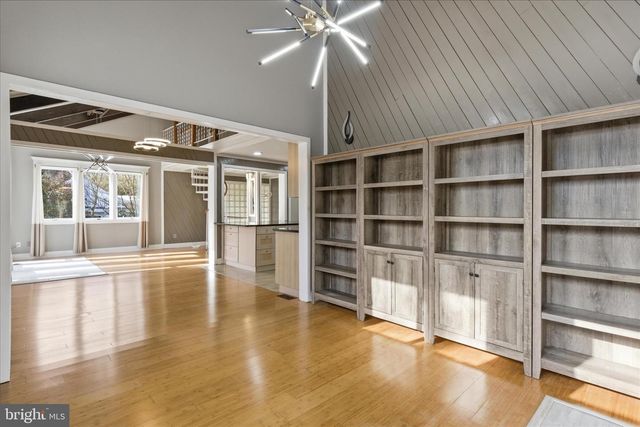 5515 WESTCLIFF CT, Burke, VA 22015