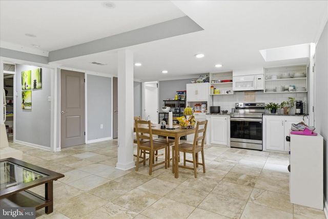 5515 WESTCLIFF CT, Burke, VA 22015