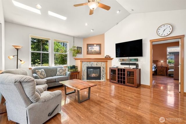 1759 Grand Avenue, Mount Vernon, WA 98274