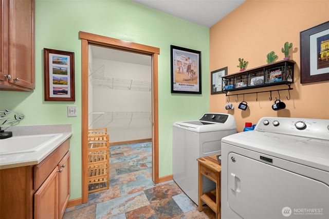 1759 Grand Avenue, Mount Vernon, WA 98274