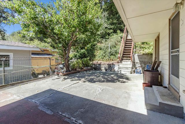 3847 Fruitvale Ave, Oakland, CA 94602