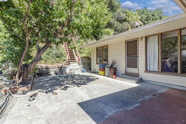 3847 Fruitvale Ave, Oakland, CA 94602